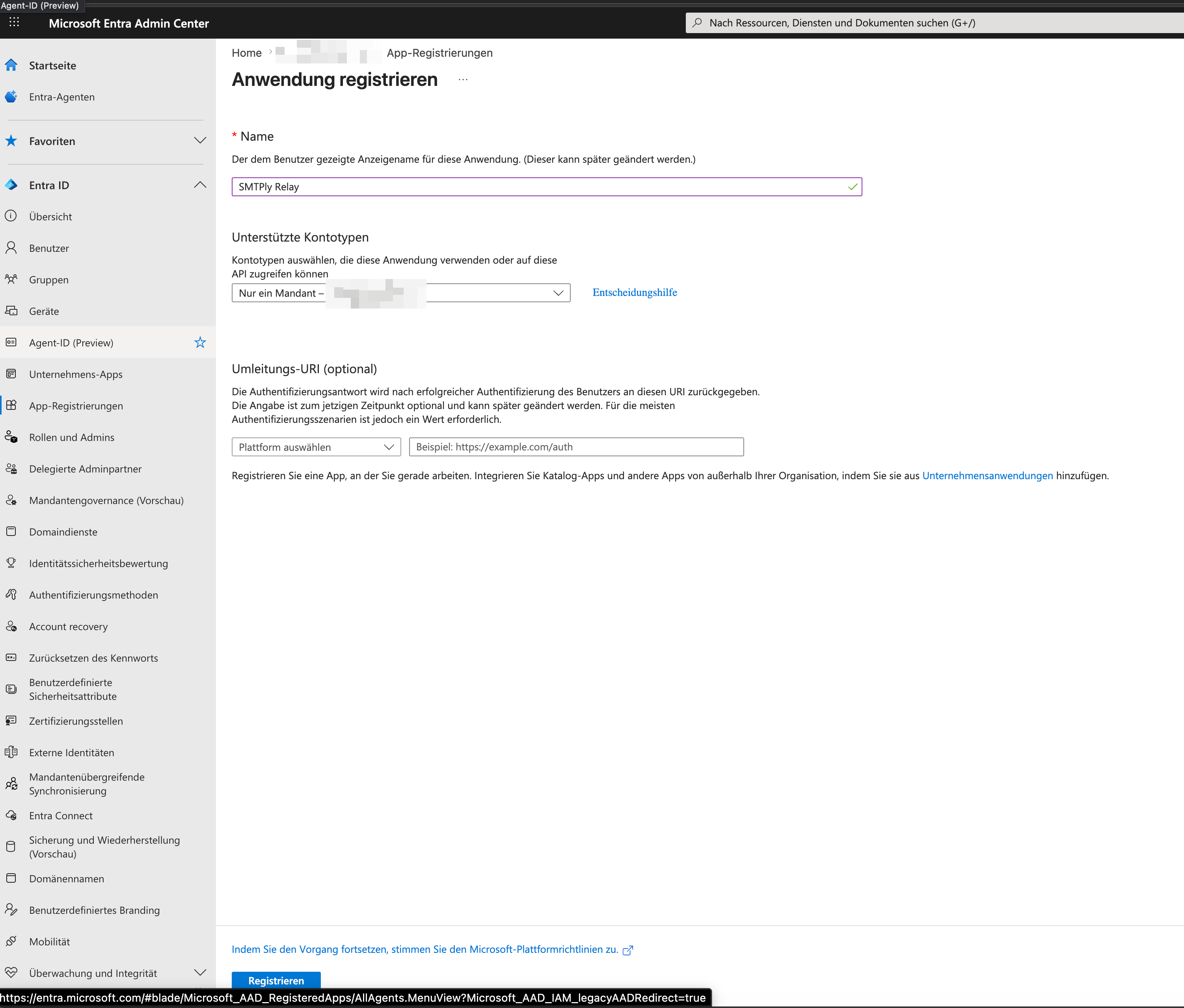 Entra Admin Center: Formular zum Registrieren einer neuen Anwendung mit dem Namen SMTPly Relay
